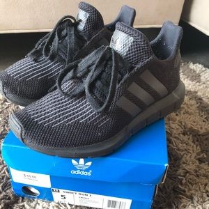 Adidas Swift Run